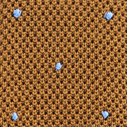 Cravatta a maglia nocciola con pois celesti 2