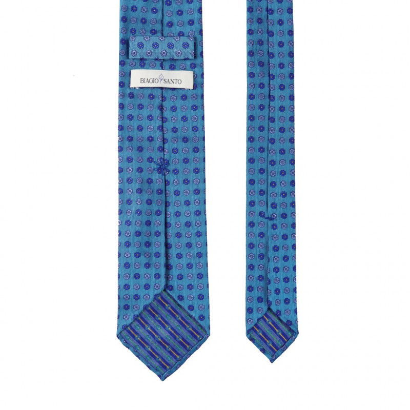 Fiori su Celeste Fiori su Celeste