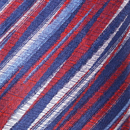 Multirighe 7 pieghe rosso su Jacquard