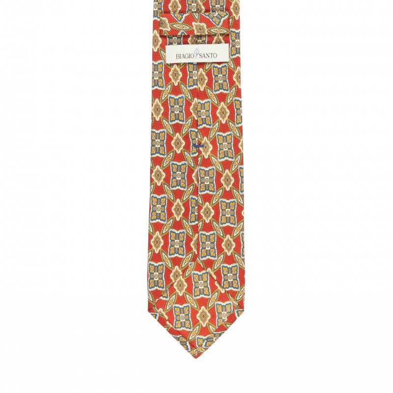 Red pattern vintage tie