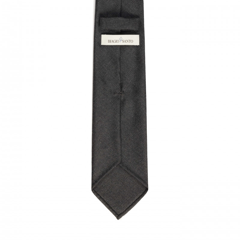 Solid 3 folds wool tie -Dark grey Solid 3 folds wool tie -Dark grey