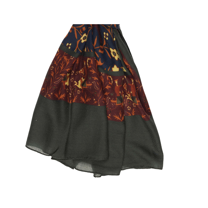 Elephant motif printed wool/cashmere... Elephant motif printed wool/cashmere...