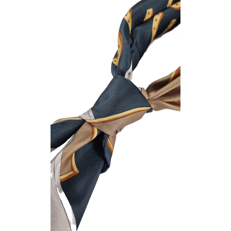 Foulard da collo in seta 70 x 70...