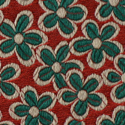 Green daisy on red 2