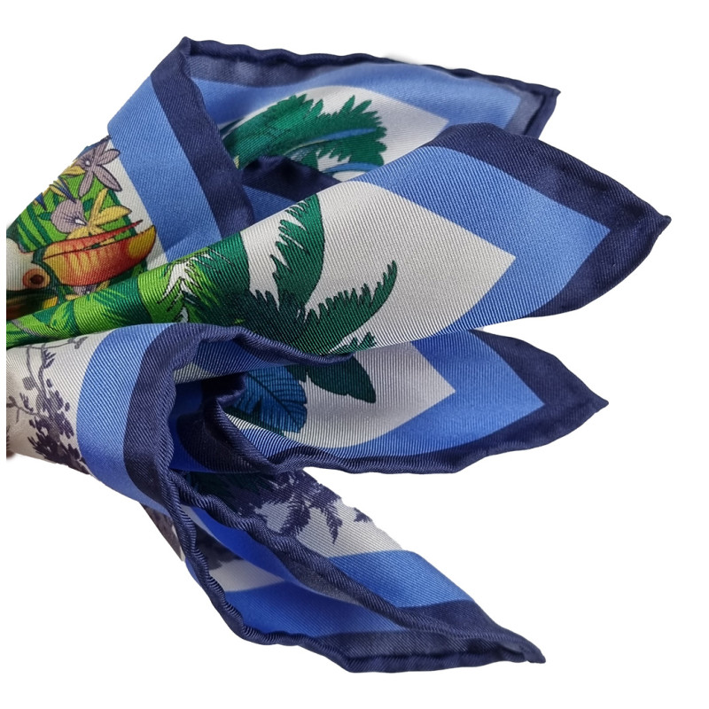 Tucan motif printed silk pocket...