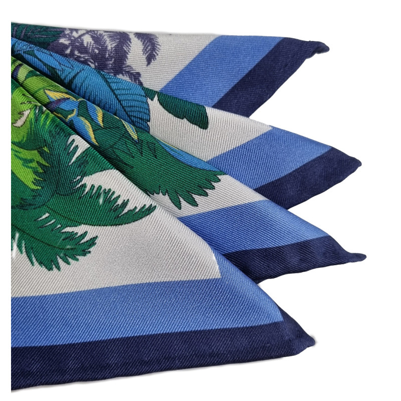 Tucan motif printed silk pocket...