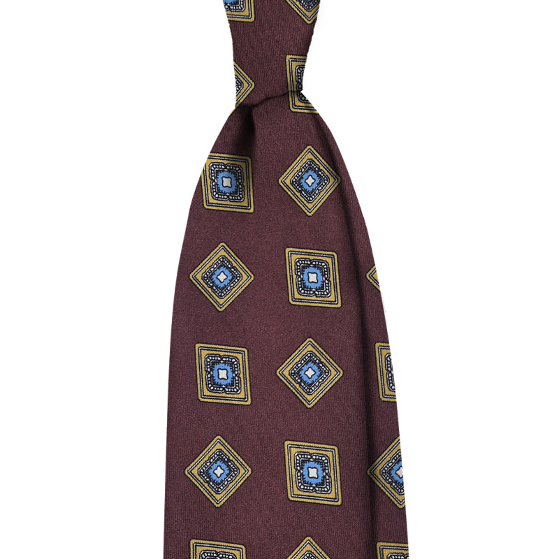 Geometric motif 3 folds selftipped...