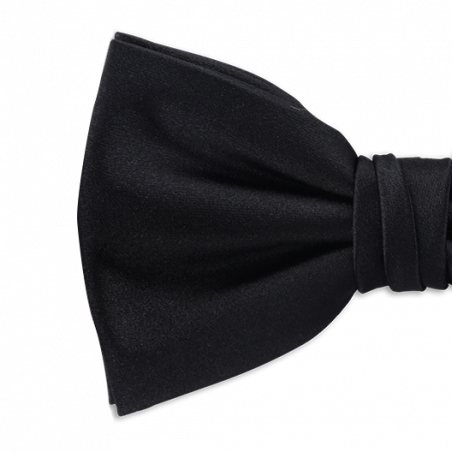 Pre-tied Black bow tie
