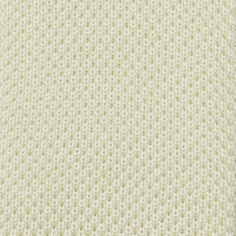 Cream V-knitted tie