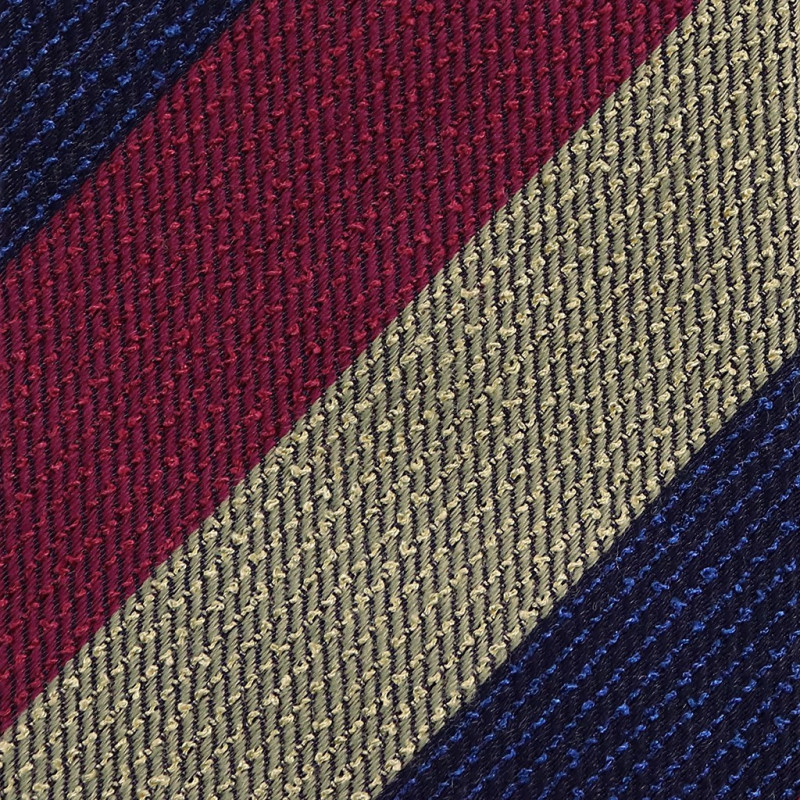 Jacquard regimental magenta, beige e navy