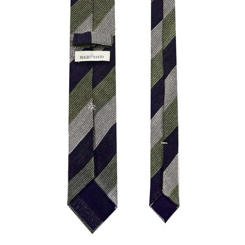 Jacquard regimental oliva, grigio chiaro e grigio scuro Jacquard regimental oliva, grigio chiaro e grigio scuro