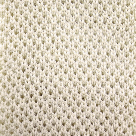 Light beige knitted tie