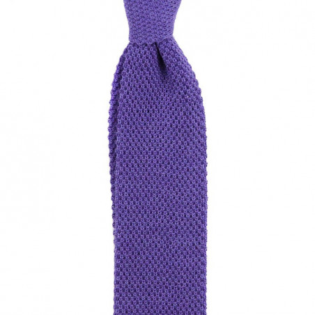 Purple knitted tie