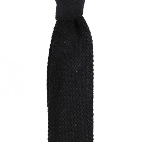 Black knitted tie