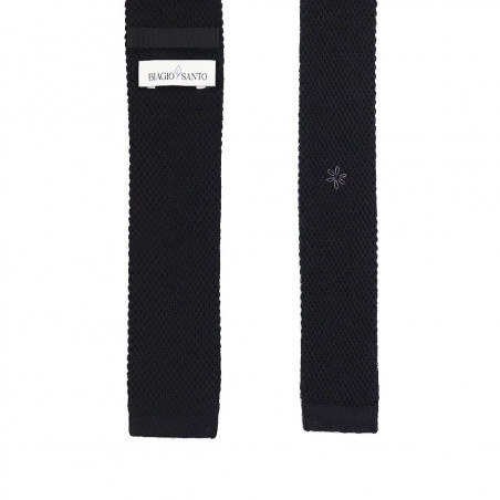 Black knitted tie