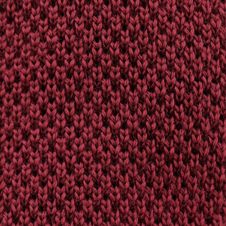 Cravatta a maglia bordeaux